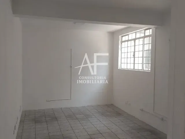 Loja com 180m², para alugar, no bairro Vila Adyana em São José dos Campos