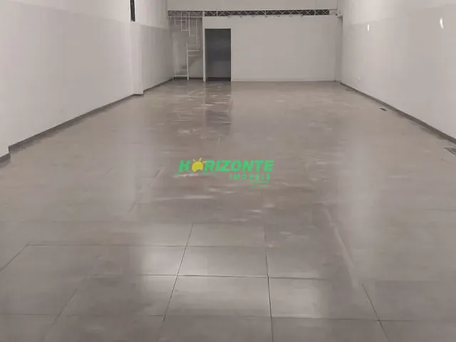 Loja com 310m², para alugar, no bairro Jardim San Marino em São José dos Campos