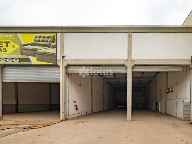 Loja com 800m², para alugar, no bairro Portais (Polvilho) em Cajamar