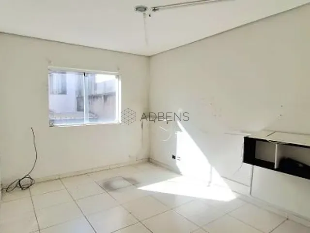 Loja à venda, no bairro Saúde em São Paulo