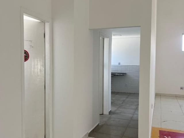 Loja com 324m², para alugar, no bairro Portais (Polvilho) em Cajamar