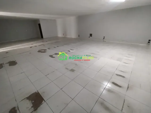 Loja com 420m² 1 quarto e 1 banheiro, para alugar, no bairro Centro em Teresina