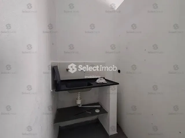 Loja com 50m², para alugar, no bairro Jardim Santa Lídia em Mauá