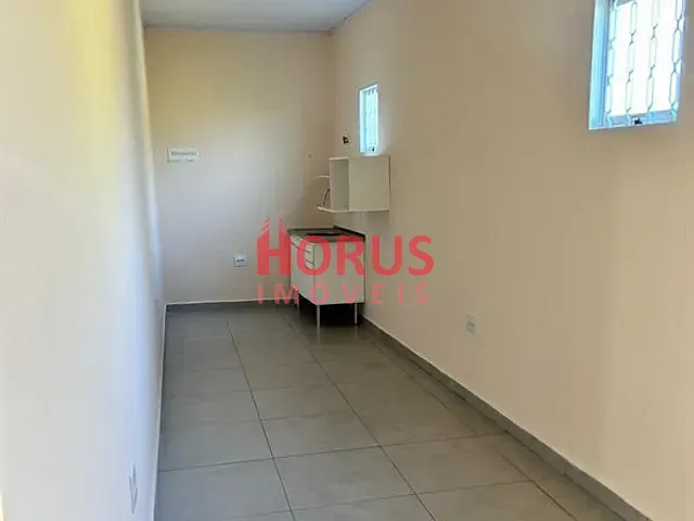 Loja para alugar, no bairro Vila Zat em São Paulo