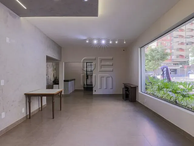 Loja com 480m², para alugar, no bairro Centro em Londrina