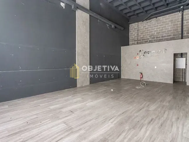 Loja para alugar, no bairro Azenha em Porto Alegre