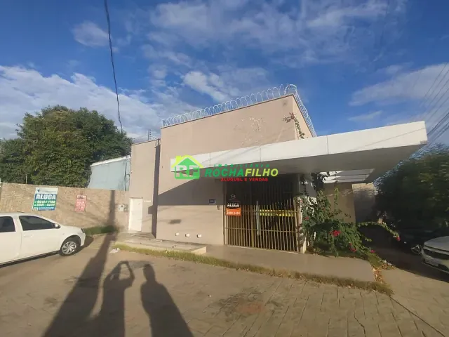 Loja com 450m² 8 quartos e 5 banheiros, para alugar, no bairro Fátima em Teresina