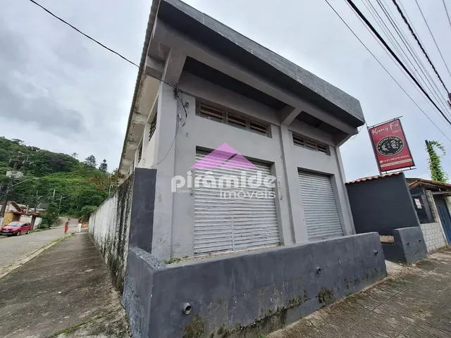 Loja com 315m², à venda, no bairro Centro em Caraguatatuba