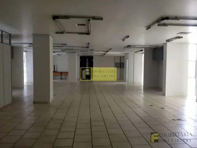 Loja com 245m², para alugar, no bairro Centro em São José do Rio Preto