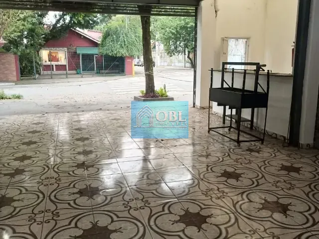 Loja com 240m², para alugar, no bairro Nova Piraju em São Paulo