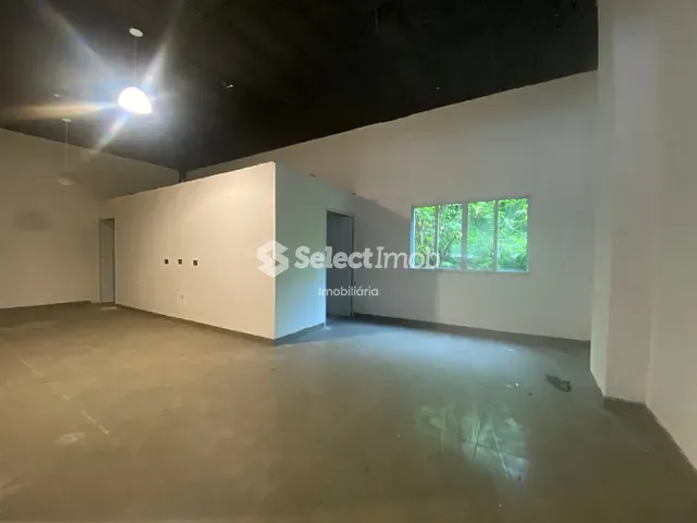 Loja com 400m², para alugar, no bairro Santa Luzia em Ribeirão Pires