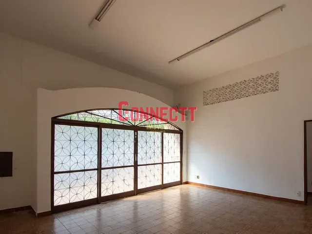 Loja com 220m², para alugar, no bairro Centro em Ribeirão Preto