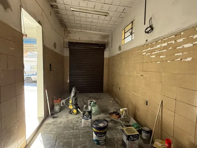 Loja para alugar, no bairro Glória em Belo Horizonte