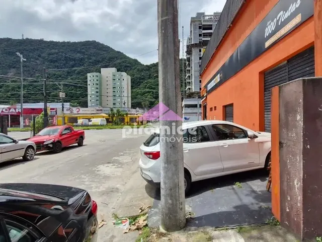 Loja com 39m², para alugar, no bairro Sumaré em Caraguatatuba