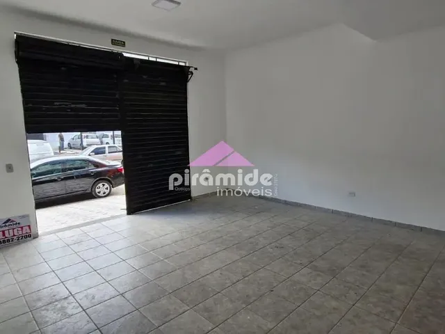 Loja com 39m², para alugar, no bairro Sumaré em Caraguatatuba