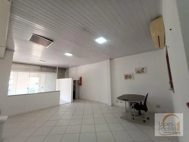 Loja com 130m², para alugar, no bairro Vila Thais em Atibaia