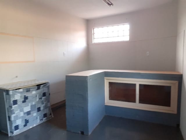 Loja com 30m², para alugar, no bairro Bosque da Saúde em Birigüi