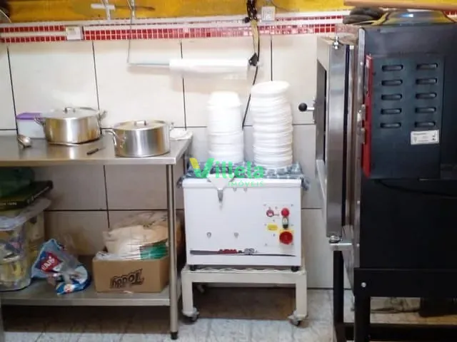 Loja à venda ou para alugar, no bairro Jardim Amaral em Itaquaquecetuba