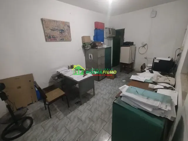Loja com 230m² 2 quartos e 2 banheiros, para alugar, no bairro Tabuleta em Teresina