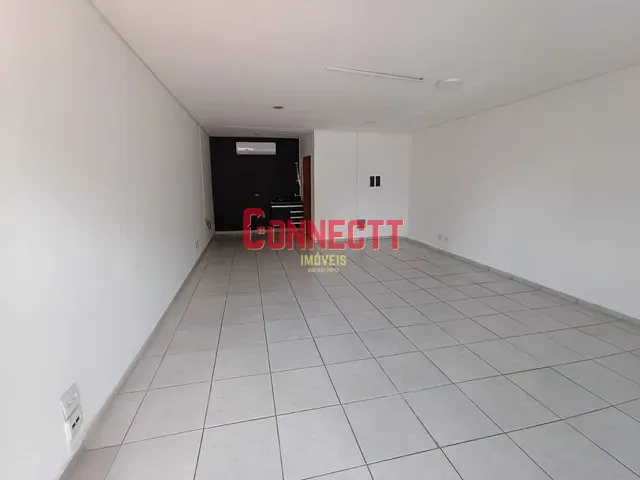 Loja à venda ou para alugar, no bairro Vila Tibério em Ribeirão Preto
