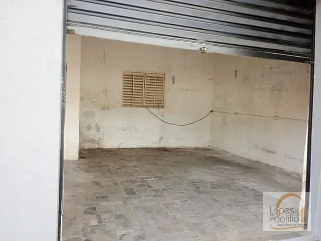 Loja com 30m², para alugar, no bairro Caetetuba em Atibaia