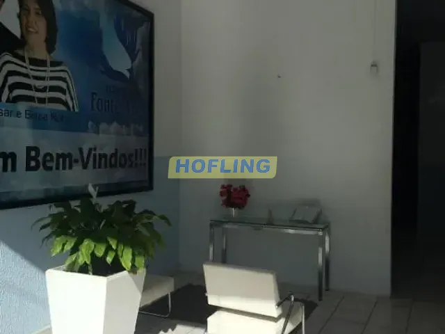 Loja com 1000m², para alugar, no bairro Saúde em Rio Claro