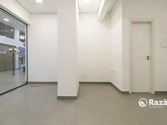 Loja para alugar, no bairro Centro em Curitiba