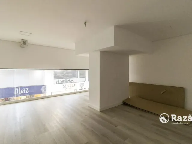 Loja para alugar, no bairro Centro em Curitiba