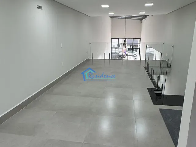 Loja com 180m², à venda ou para alugar, no bairro Centro em Indaiatuba