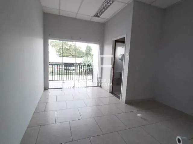Loja com 200m², para alugar, no bairro Vila São Geraldo em Taubaté