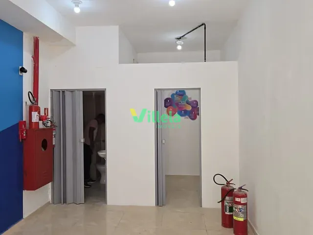 Loja com 50m², para alugar, no bairro Vila Monte Belo em Itaquaquecetuba