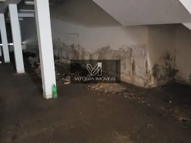 Loja com 1000m², para alugar, no bairro CENTRO em Vitoria