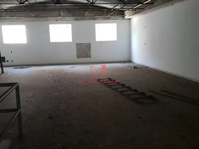 Loja com 1000m², para alugar, no bairro CENTRO em Vitoria
