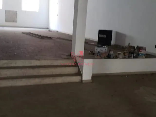 Loja com 1000m², para alugar, no bairro CENTRO em Vitoria