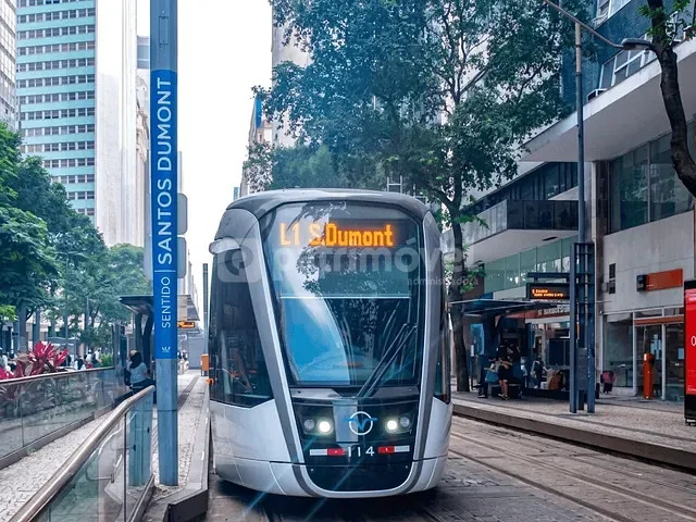 Loja à venda ou para alugar, no bairro Centro em Rio de Janeiro