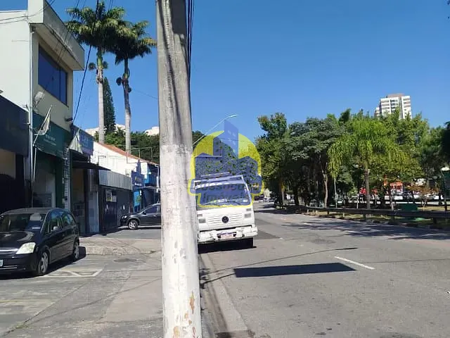 Loja com 200m², para alugar, no bairro Umuarama em Osasco