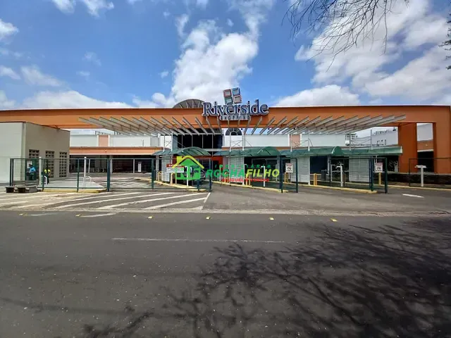 Loja com 340m², para alugar, no bairro Jóquei em Teresina