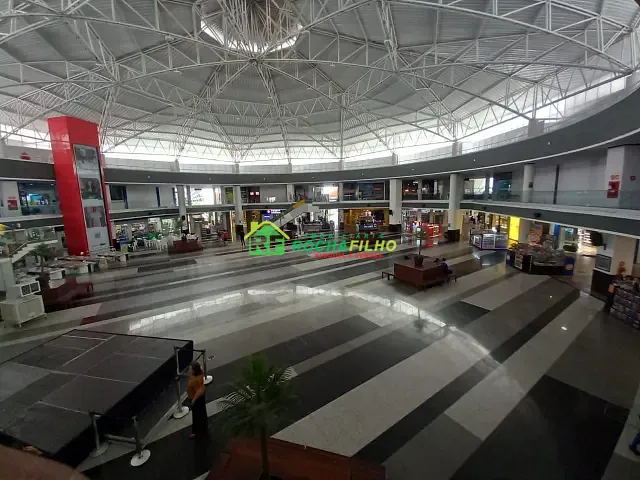 Loja com 340m², para alugar, no bairro Jóquei em Teresina