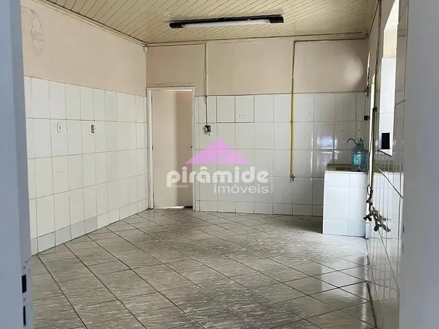 Loja com 200m², à venda, no bairro Avareí em Jacareí
