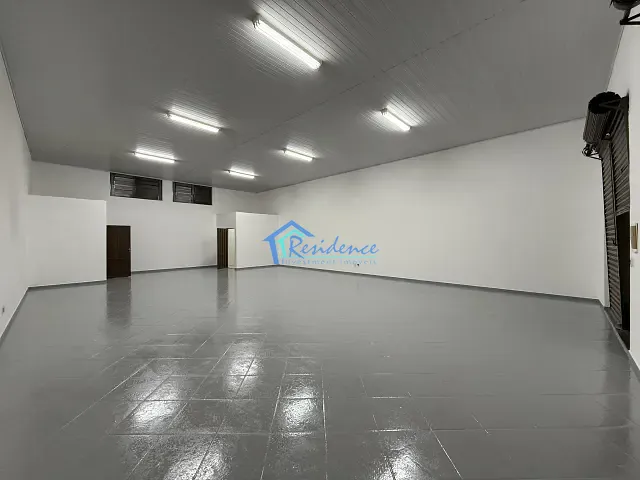 Loja com 250m², para alugar, no bairro Residencial Monte Verde em Indaiatuba