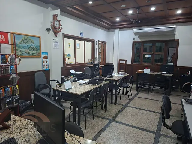 Loja com 2320m², à venda, no bairro Caravelas em Ipatinga