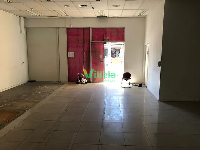 Loja com 1000m², para alugar, no bairro Vila Ursulina em Itaquaquecetuba