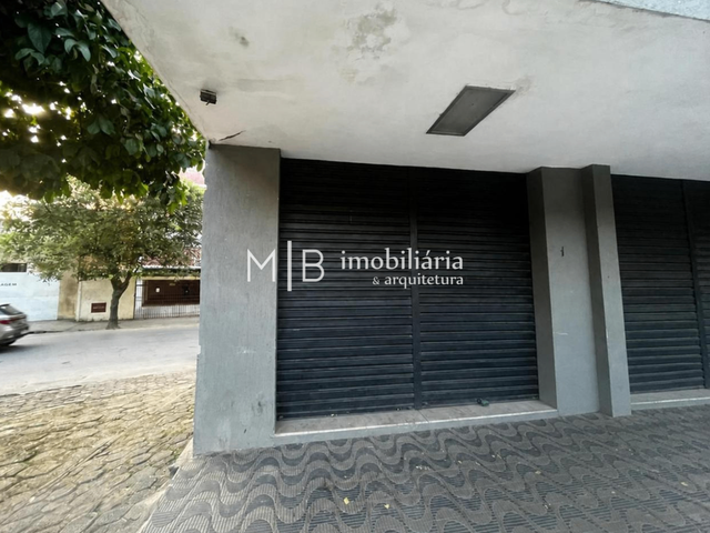 Loja para alugar, no bairro Popular em Cataguases