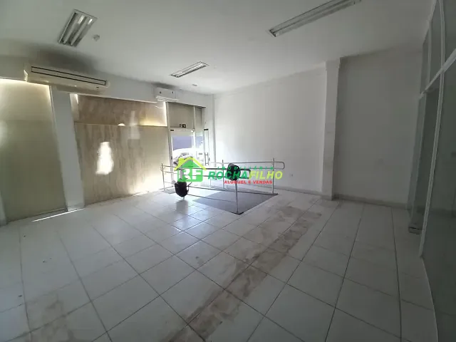 Loja com 164m² 1 quarto e 1 banheiro, para alugar, no bairro Parque Piauí em Teresina