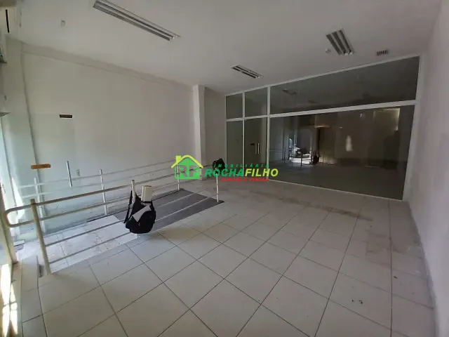 Loja com 164m² 1 quarto e 1 banheiro, para alugar, no bairro Parque Piauí em Teresina