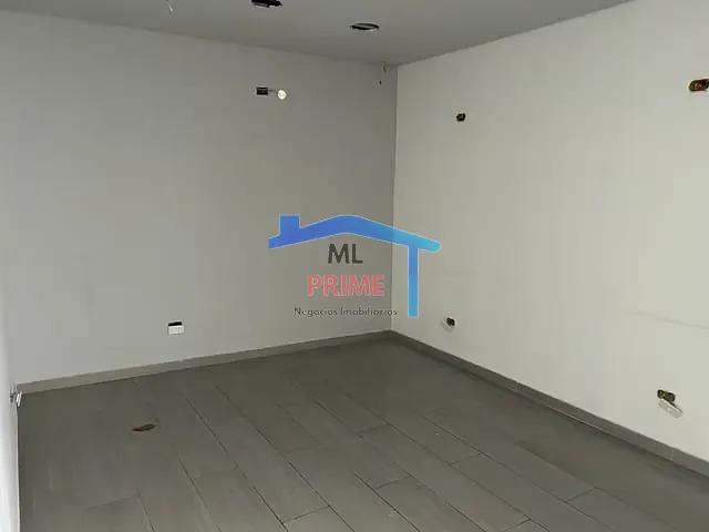 Terreno com 120m², à venda, no bairro Vila Zelina em São Paulo