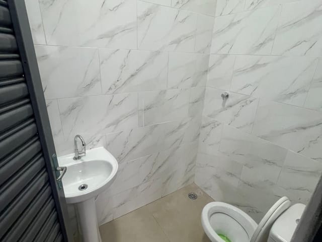 Loja com 100m², para alugar, no bairro Polvilho (cedral) em Cajamar