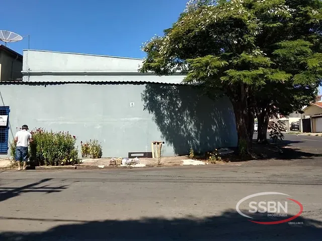 Loja com 232m², à venda, no bairro Jardim São Jorge em Nova Odessa