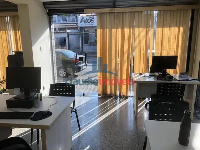 Loja à venda, no bairro Jardim Paraíba em Volta Redonda