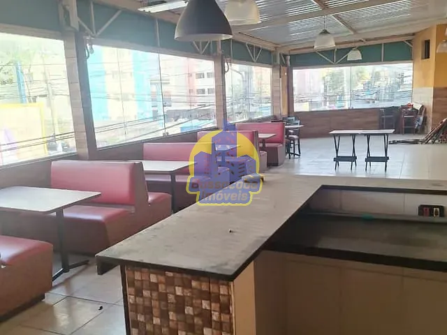 Loja com 270m², para alugar, no bairro Quitaúna em Osasco
